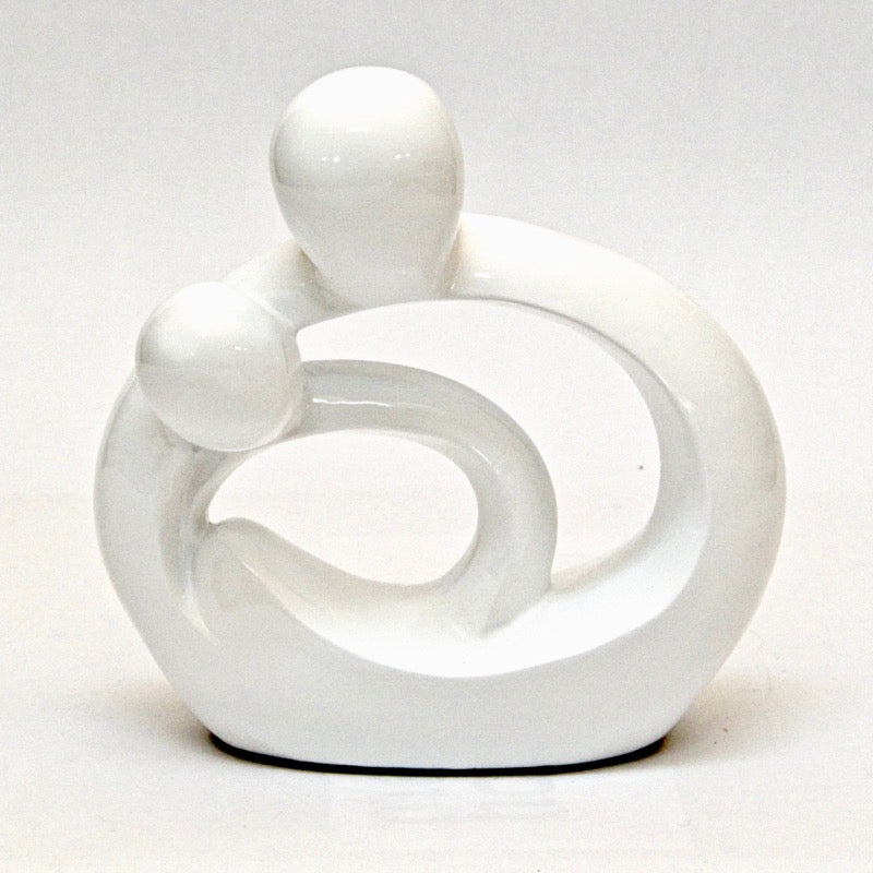 Statue Embrace