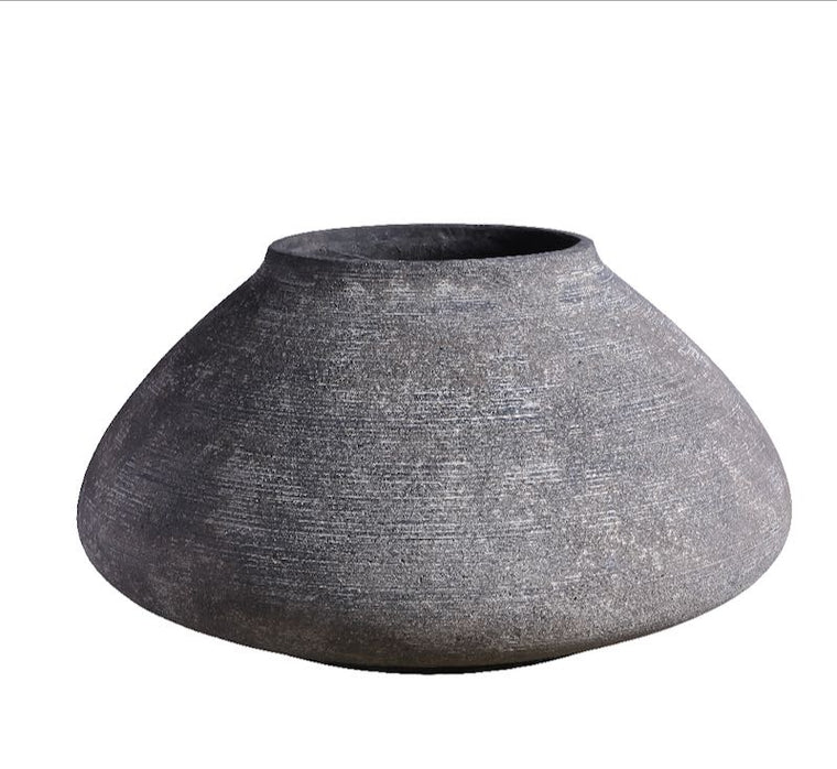 Drift Squat Belly Pot