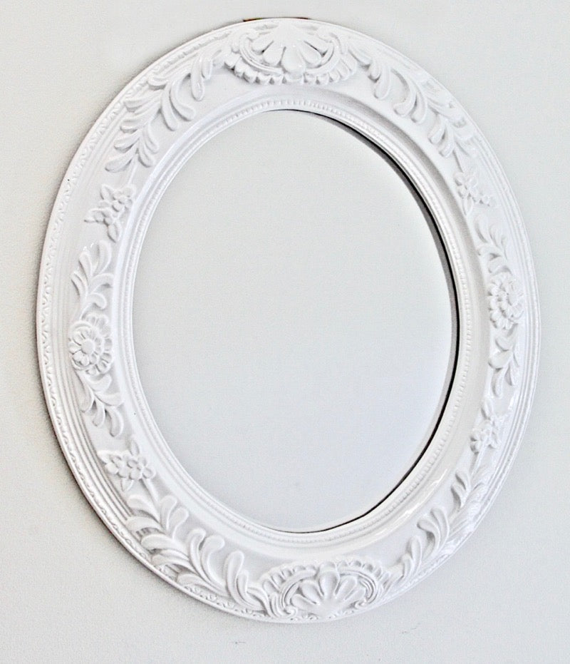 Oval Mirror Glossy White
