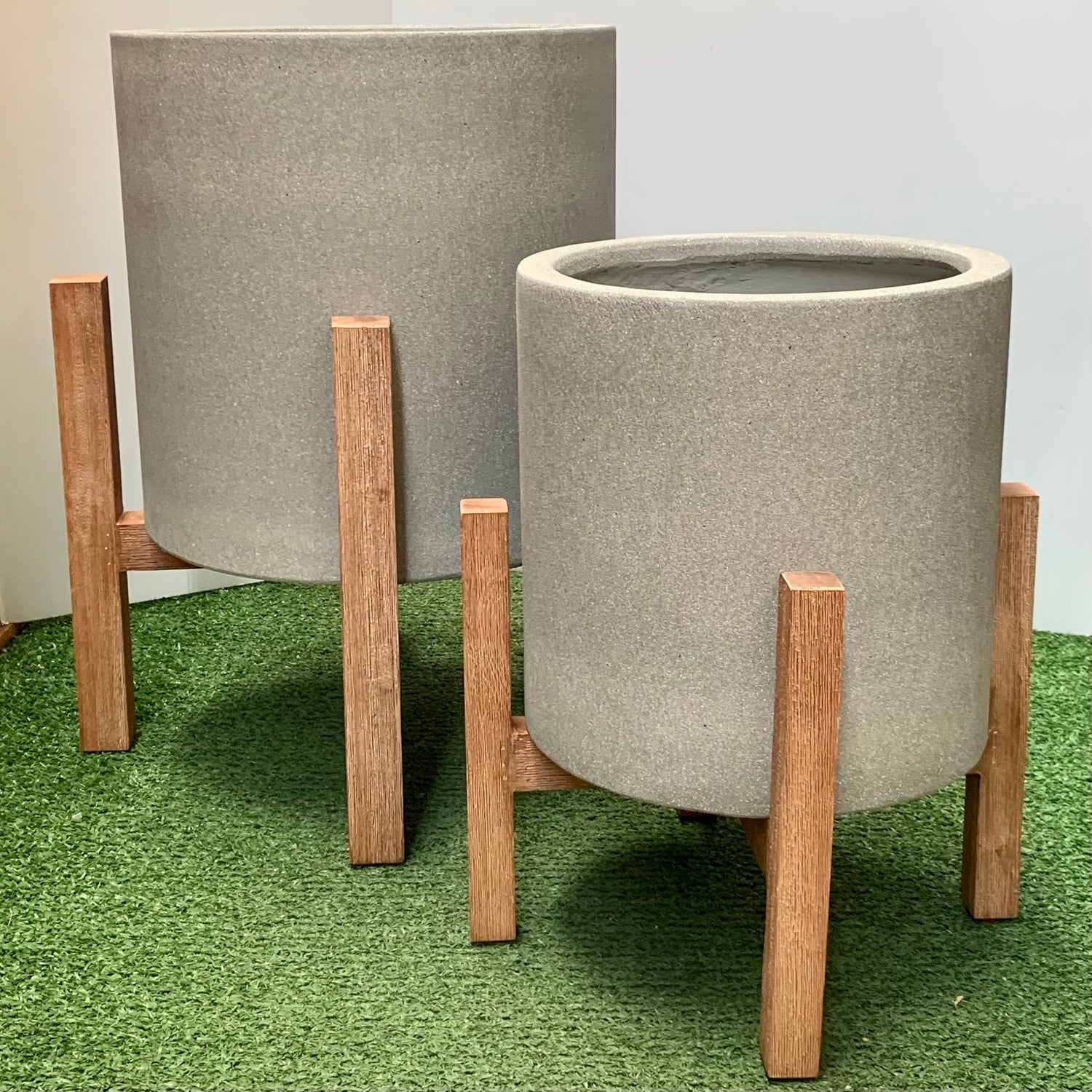 Cylinder Acacia Pot Rough Cement
