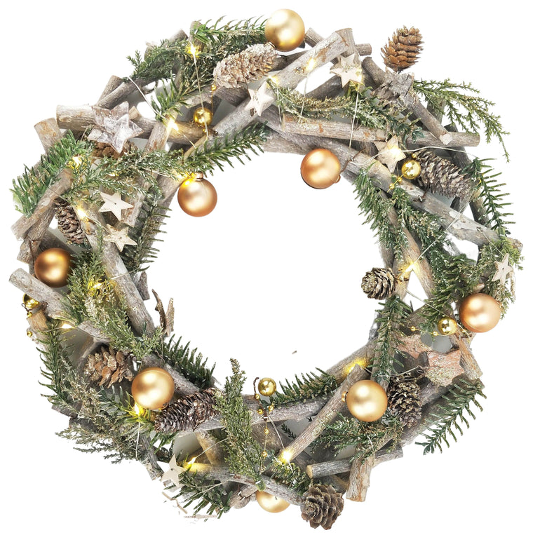 Woodland Christmas Wreath with Lights